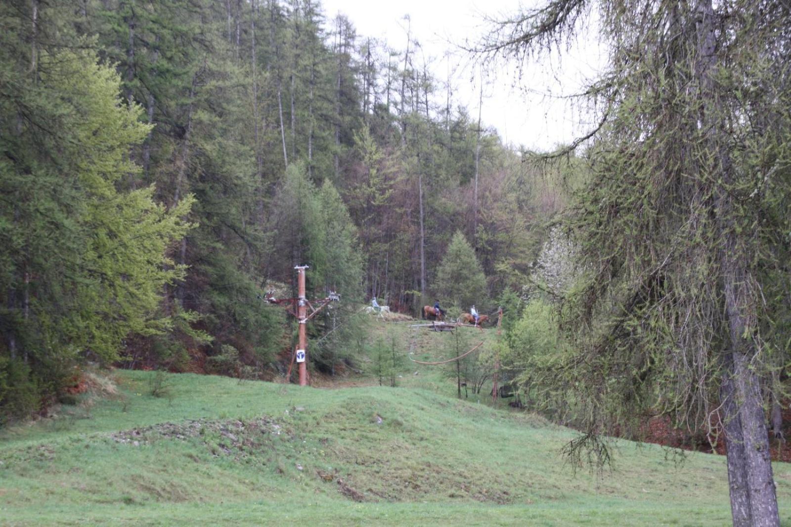 Les Gites De L'E.D.E. Saint-Leger-les-Melezes Exterior photo